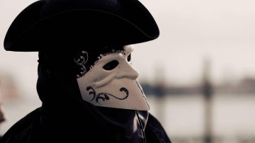 Bauta, tradição do Carnaval